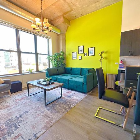 Mccormick Place: Modern Downtown Loft with Optional Parking Chicago Exterior photo