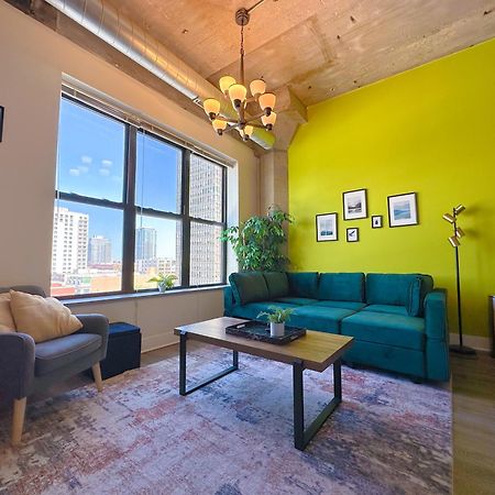 Mccormick Place: Modern Downtown Loft with Optional Parking Chicago Exterior photo