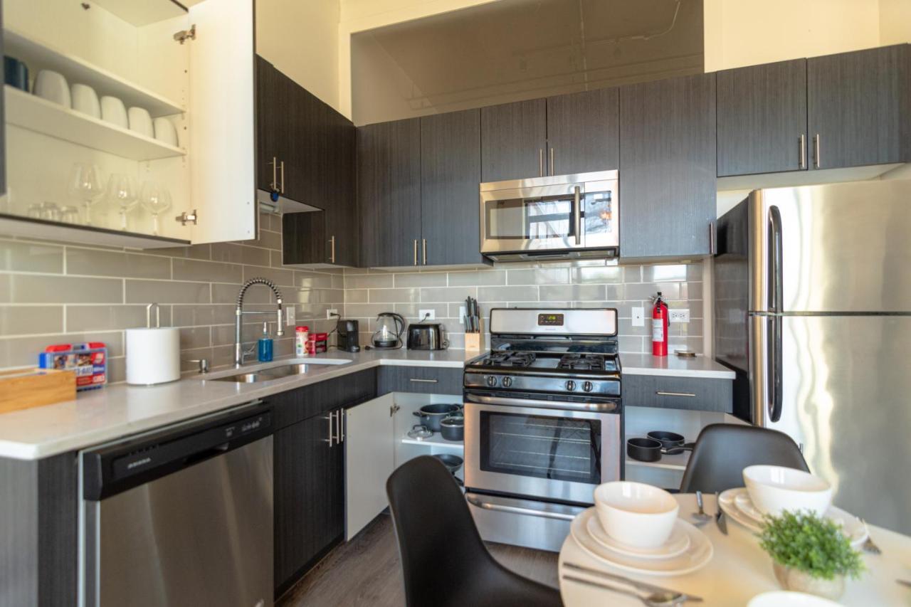 Mccormick Place: Modern Downtown Loft with Optional Parking Chicago Exterior photo