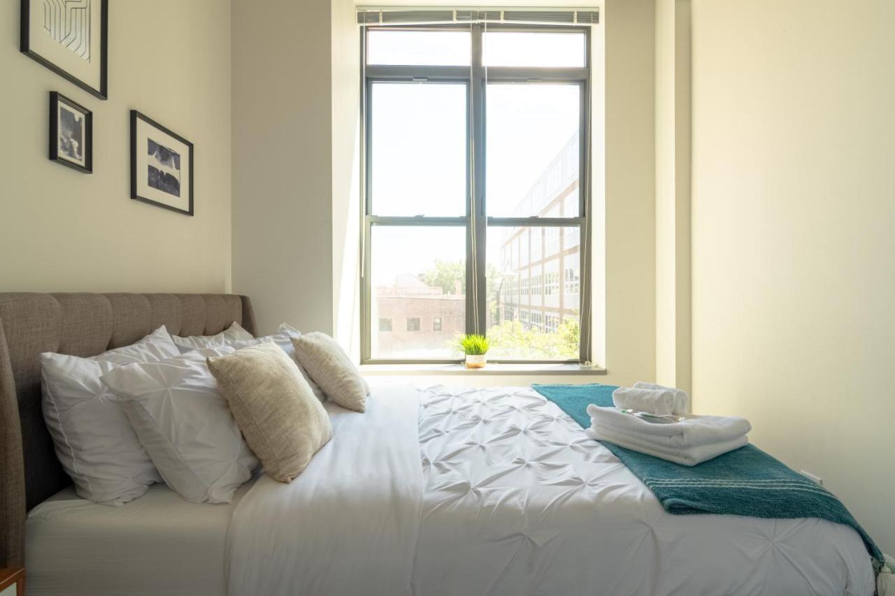 Mccormick Place: Modern Downtown Loft with Optional Parking Chicago Exterior photo