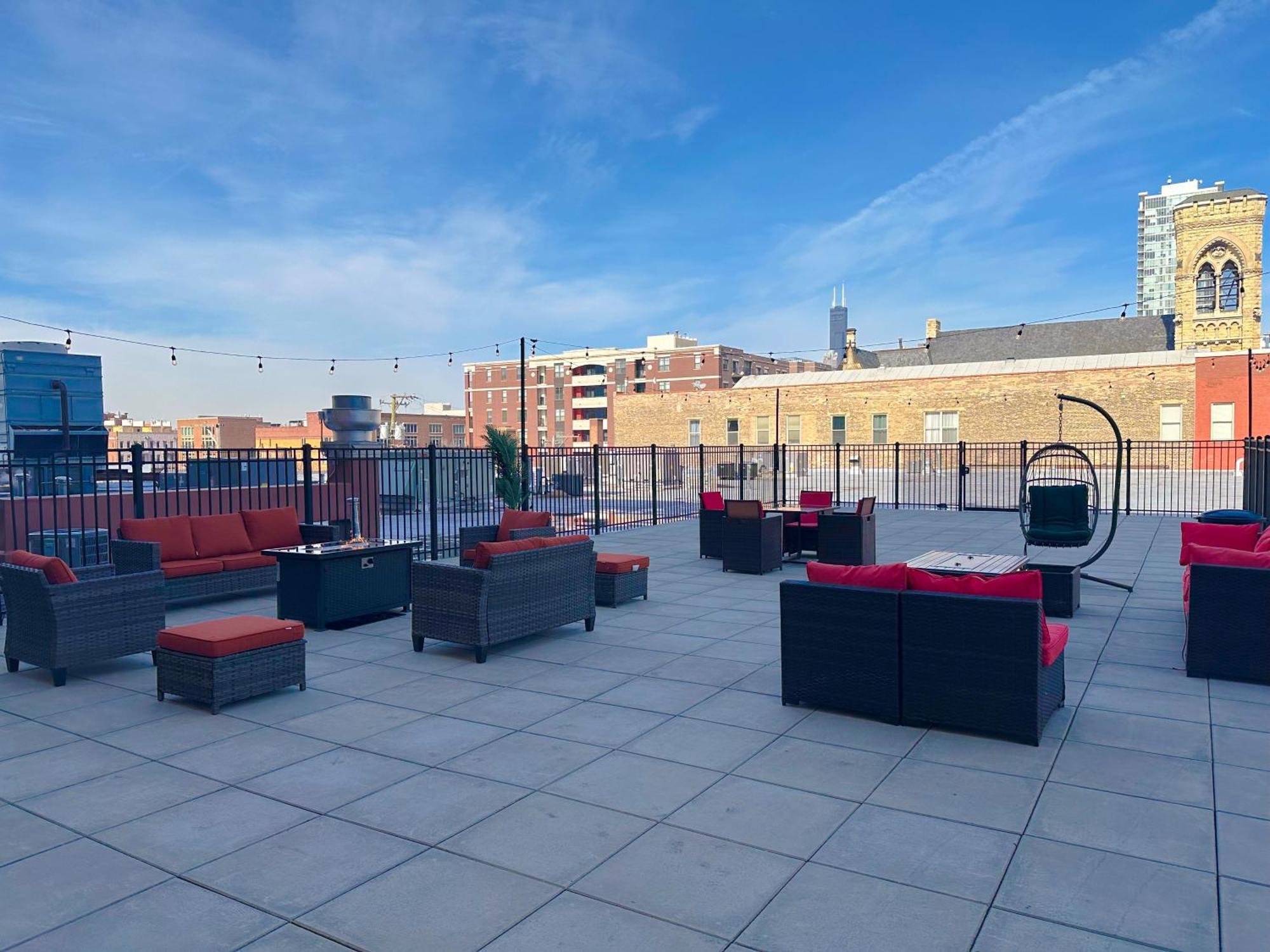 Mccormick Place: Modern Downtown Loft with Optional Parking Chicago Exterior photo
