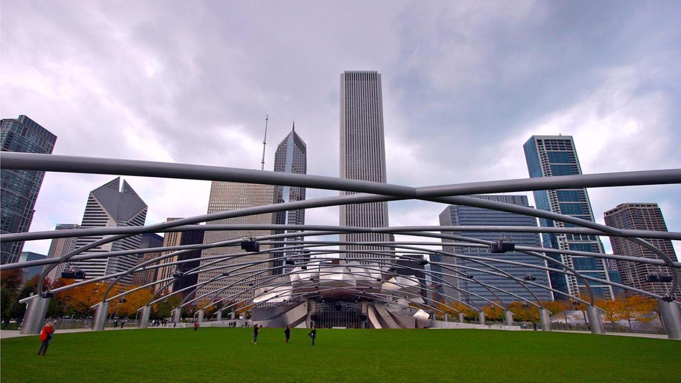 Mccormick Place: Modern Downtown Loft with Optional Parking Chicago Exterior photo