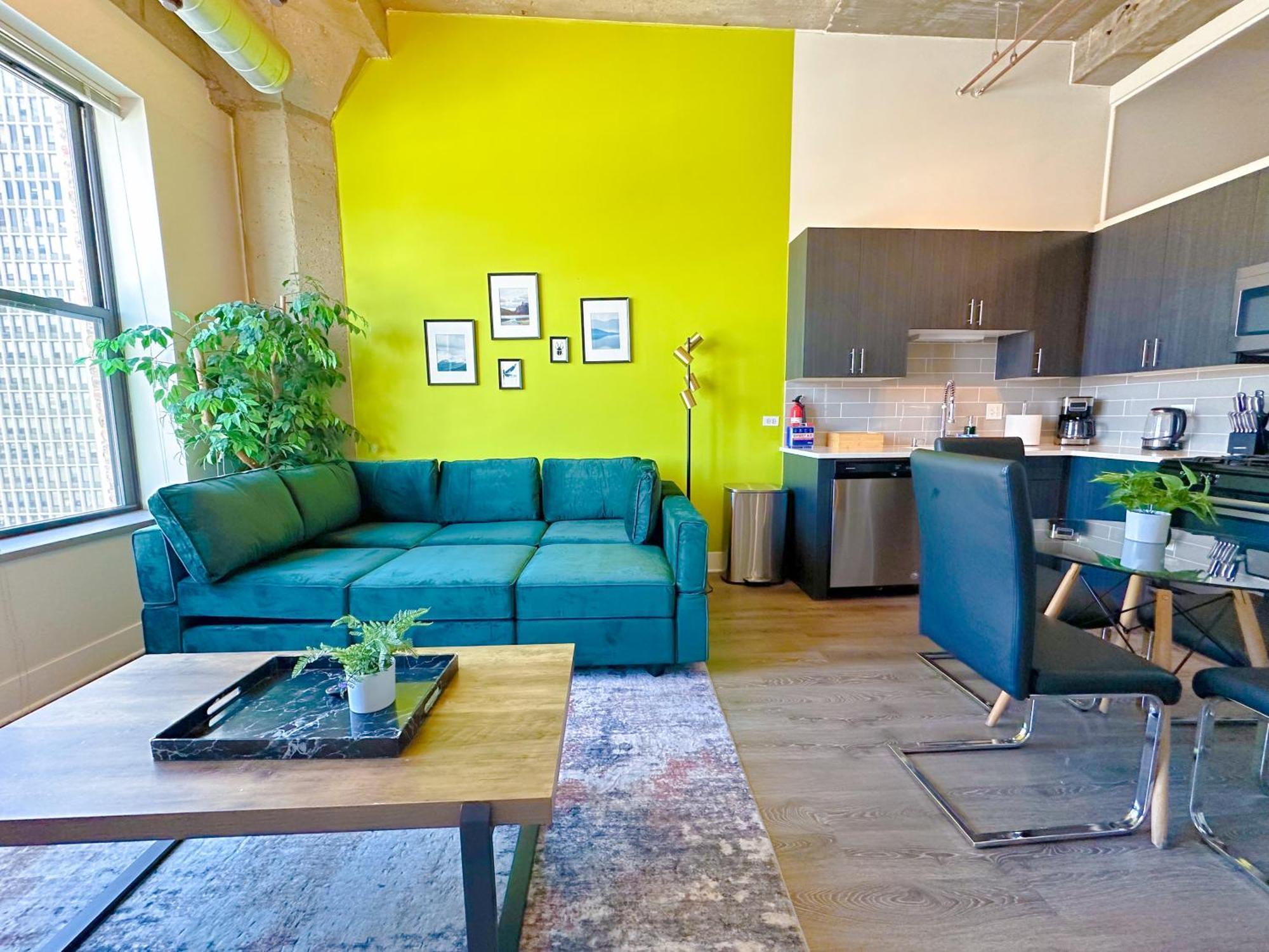 Mccormick Place: Modern Downtown Loft with Optional Parking Chicago Exterior photo
